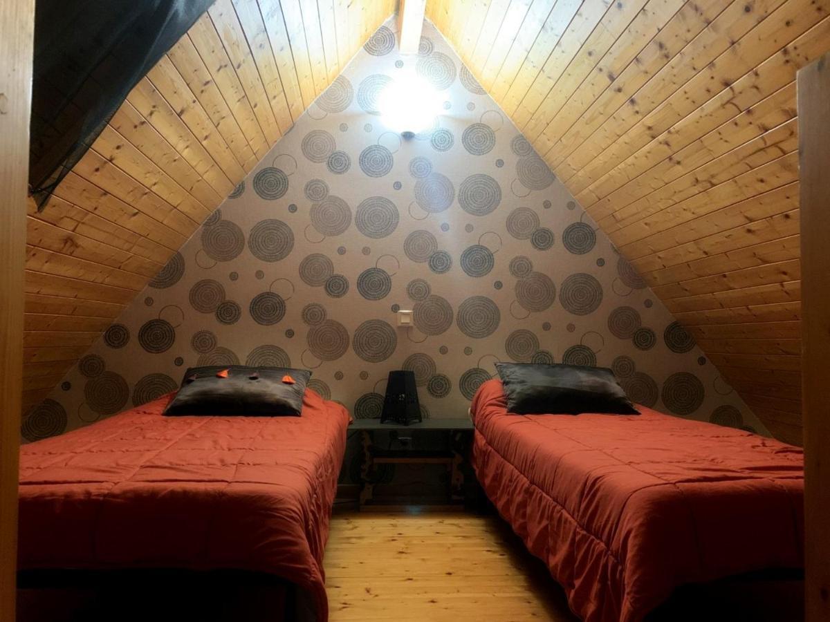 Appartement Dans Chalet Avec Jardin, Vue Montagne 欧坎 外观 照片